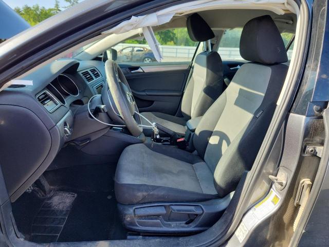 Sedans VOLKSWAGEN JETTA 2017 Szary