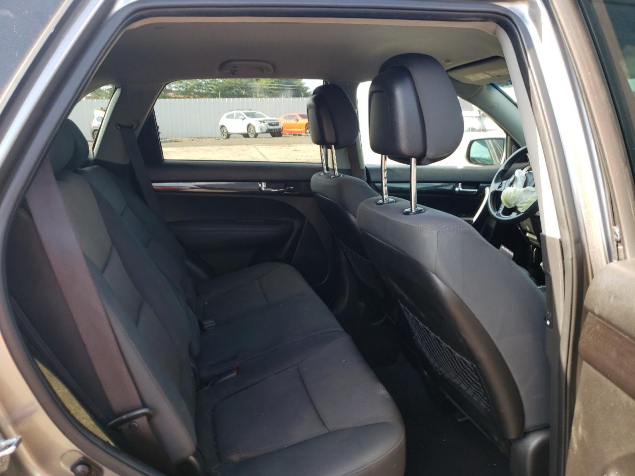 2012 Kia Sorento Base VIN: 5XYKTCA69CG295909 Lot: 61940985