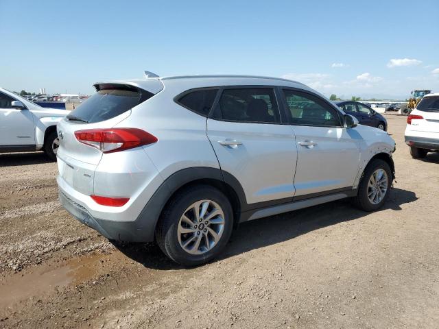  HYUNDAI TUCSON 2018 Srebrny