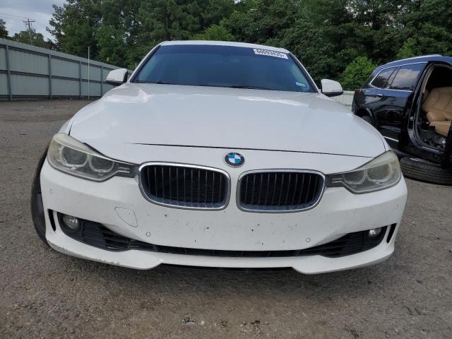  BMW 3 SERIES 2015 Белы