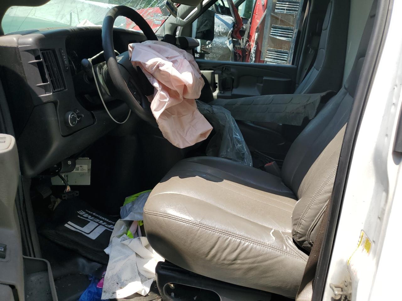 GMC SAVANA 2019 VIN 1GD07RFP2K1365146 zdjęcie 7