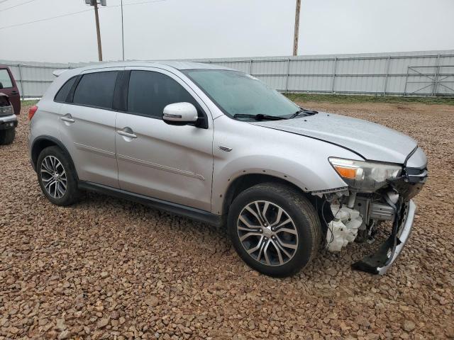  MITSUBISHI OUTLANDER 2018 Серебристый