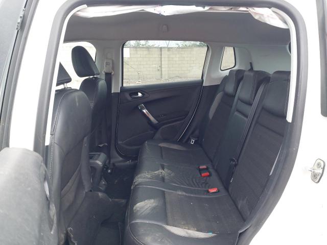 2015 PEUGEOT 2008 ALLUR