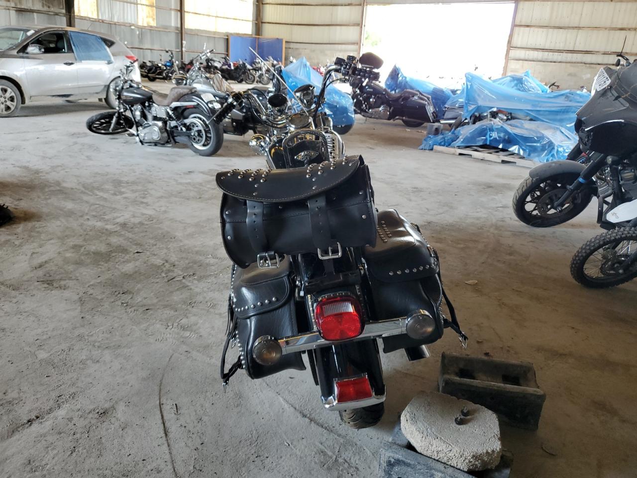 HARLEY-DAVIDSON FL 2012 VIN 1HD1BWV18CB016568 zdjęcie 4