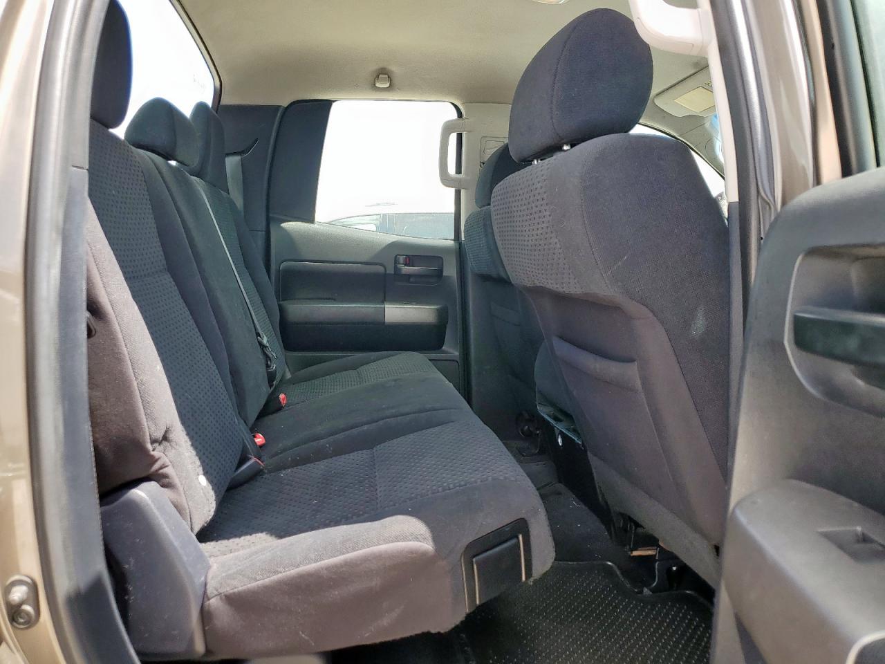 2010 Toyota Tundra Double Cab Sr5 VIN: 5TFRM5F10AX009332 Lot: 62581185