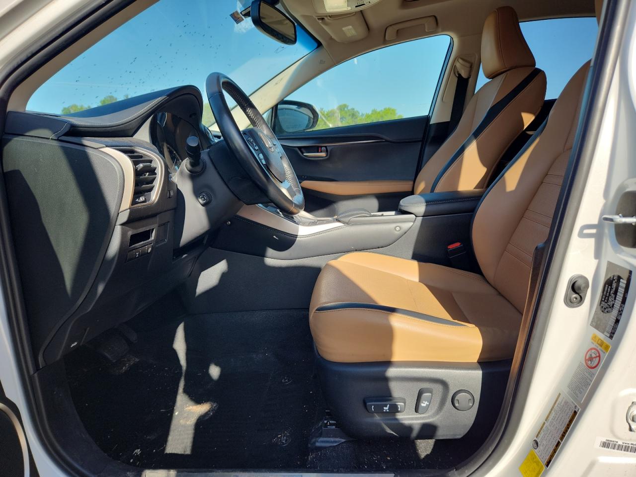 2017 Lexus Nx 200T Base VIN: JTJBARBZ3H2104873 Lot: 61271175