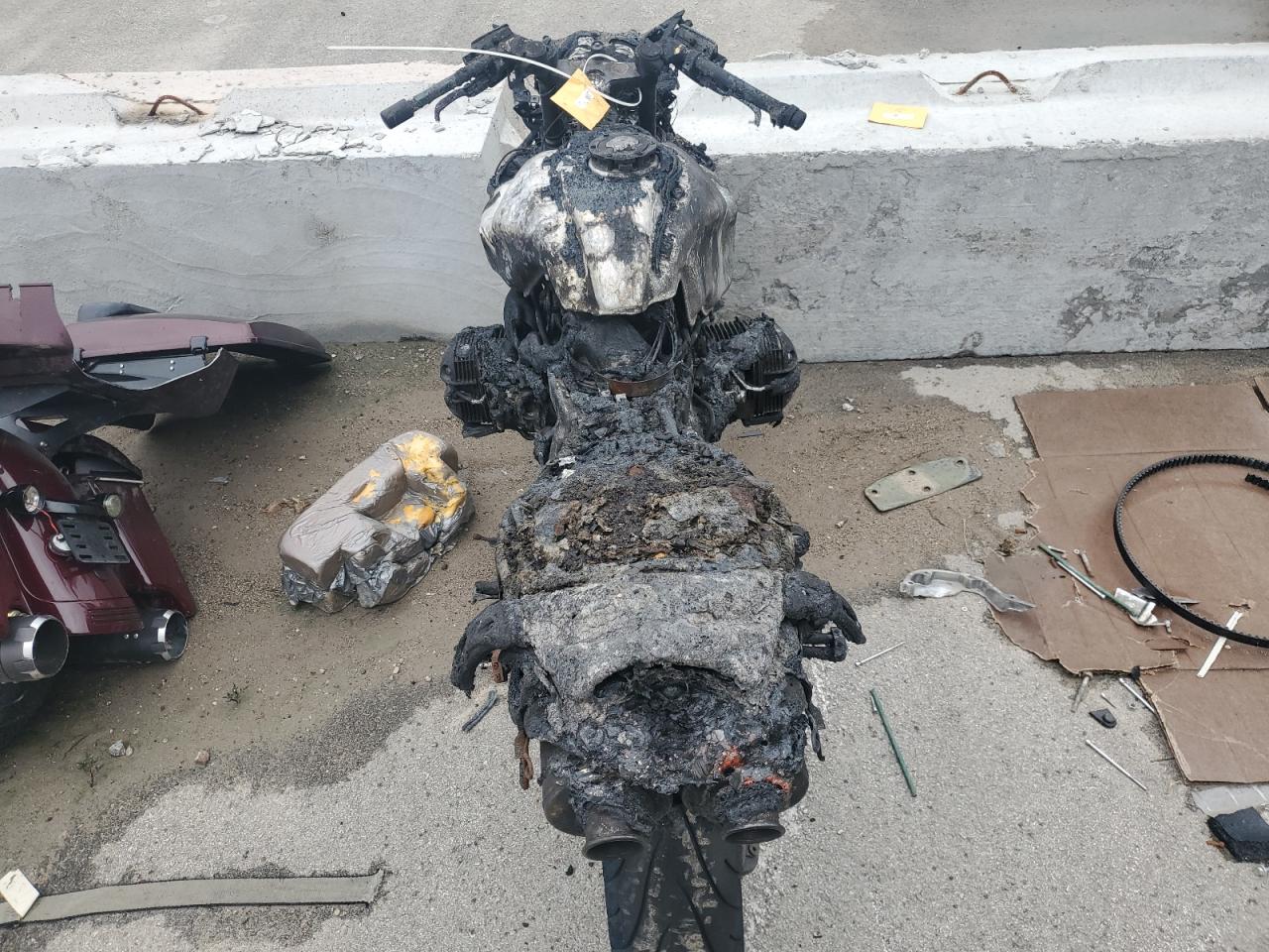 2002 BMW R1100 S VIN: WB10432A62ZB52519 Lot: 59953635