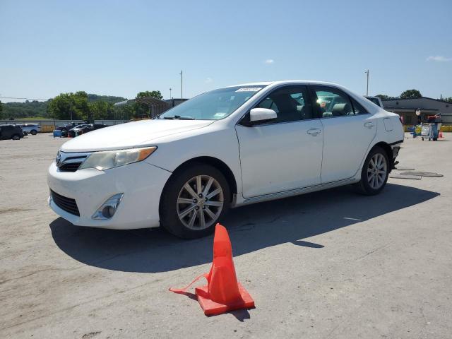 Sedans TOYOTA CAMRY 2012 White