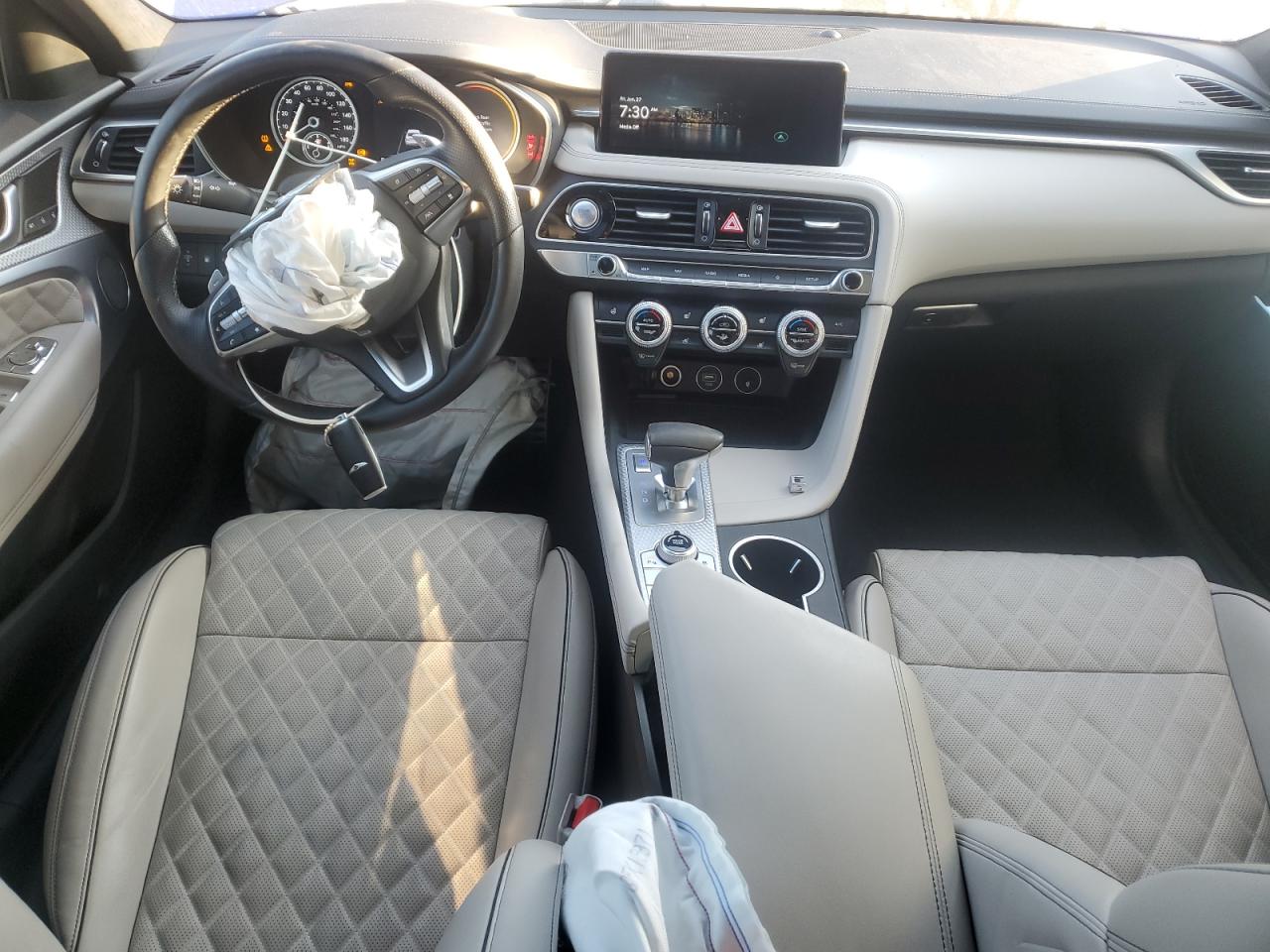 2022 Genesis G70 Base VIN: KMTG54TE6NU100927 Lot: 62607835