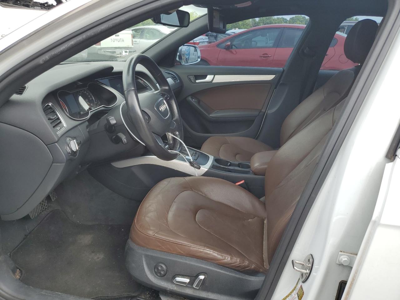 2013 Audi A4 Premium VIN: WAUAFAFL3DN037236 Lot: 63095235