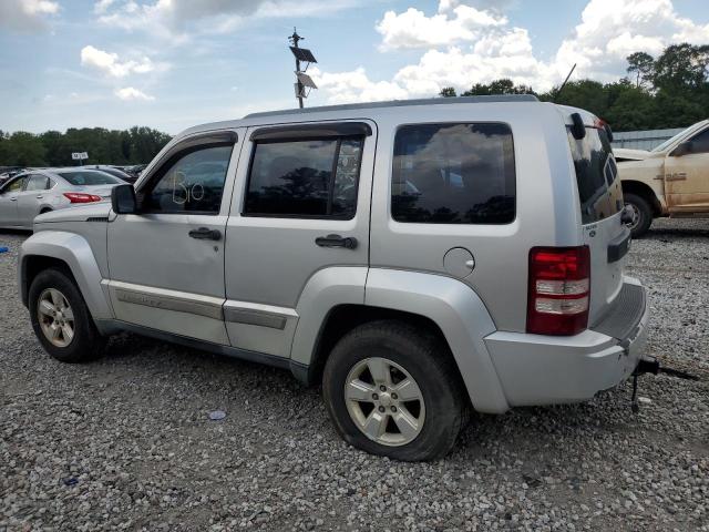  JEEP LIBERTY 2012 Серебристый