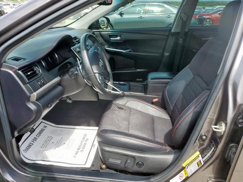  TOYOTA CAMRY 2017 Серый