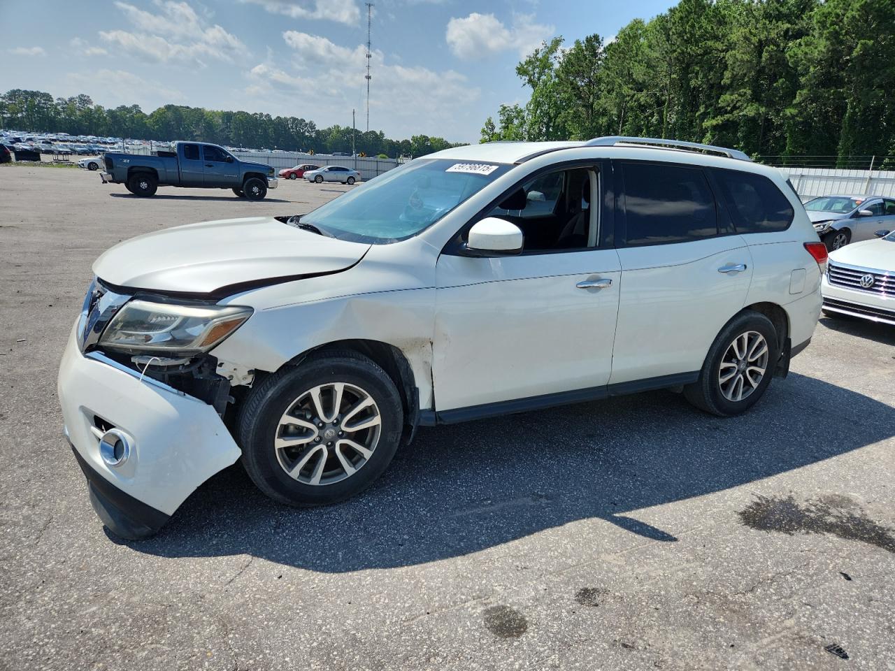 2016 Nissan Pathfinder S იყიდება Dunn-ში, NC - Front End