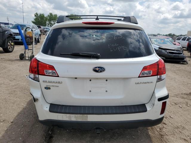  SUBARU OUTBACK 2012 White