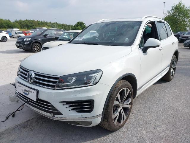 VOLKSWAGEN TOUAREG V6 2015