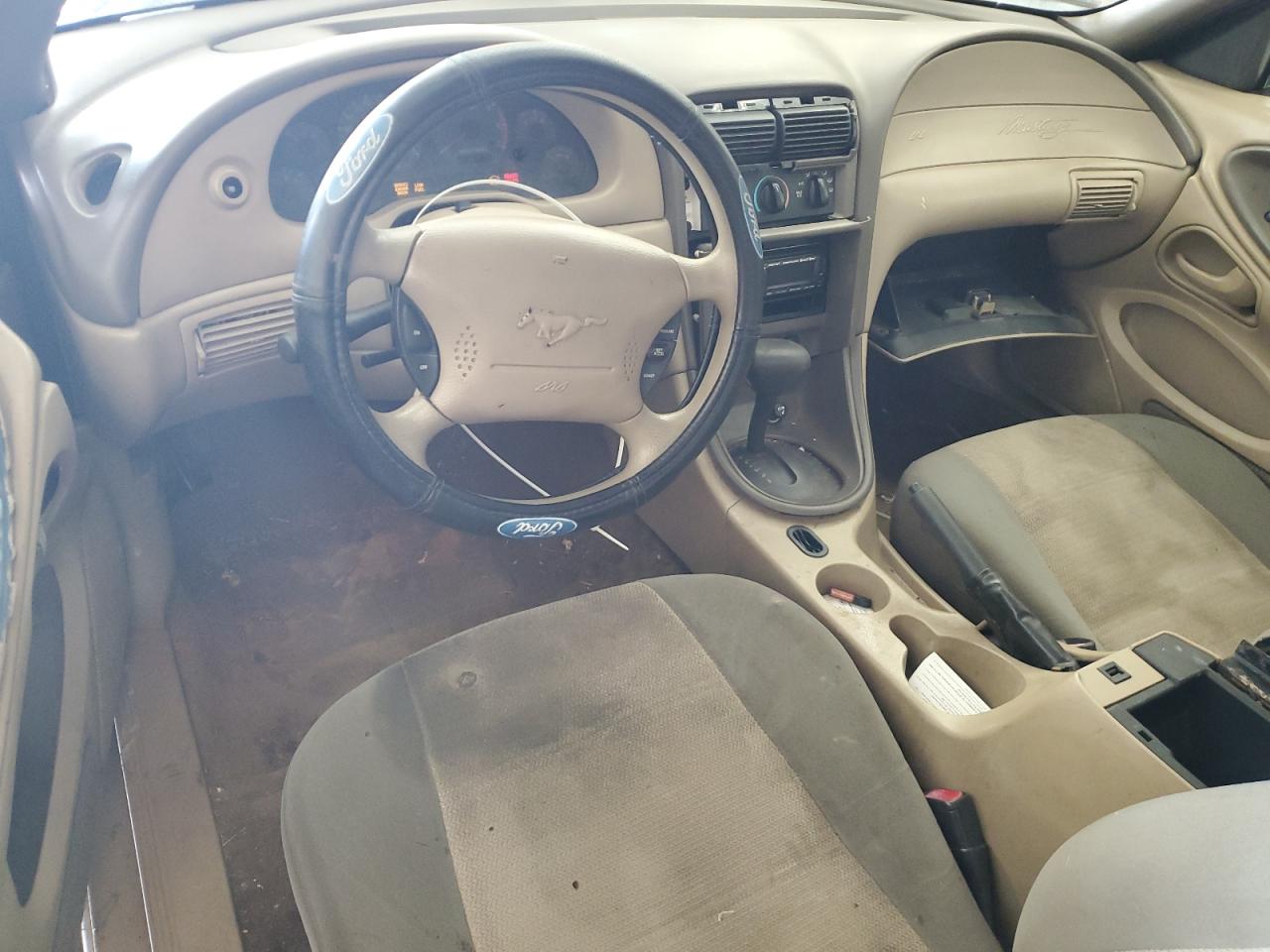 2001 Ford Mustang VIN: 1FAFP404X1F242668 Lot: 61184865