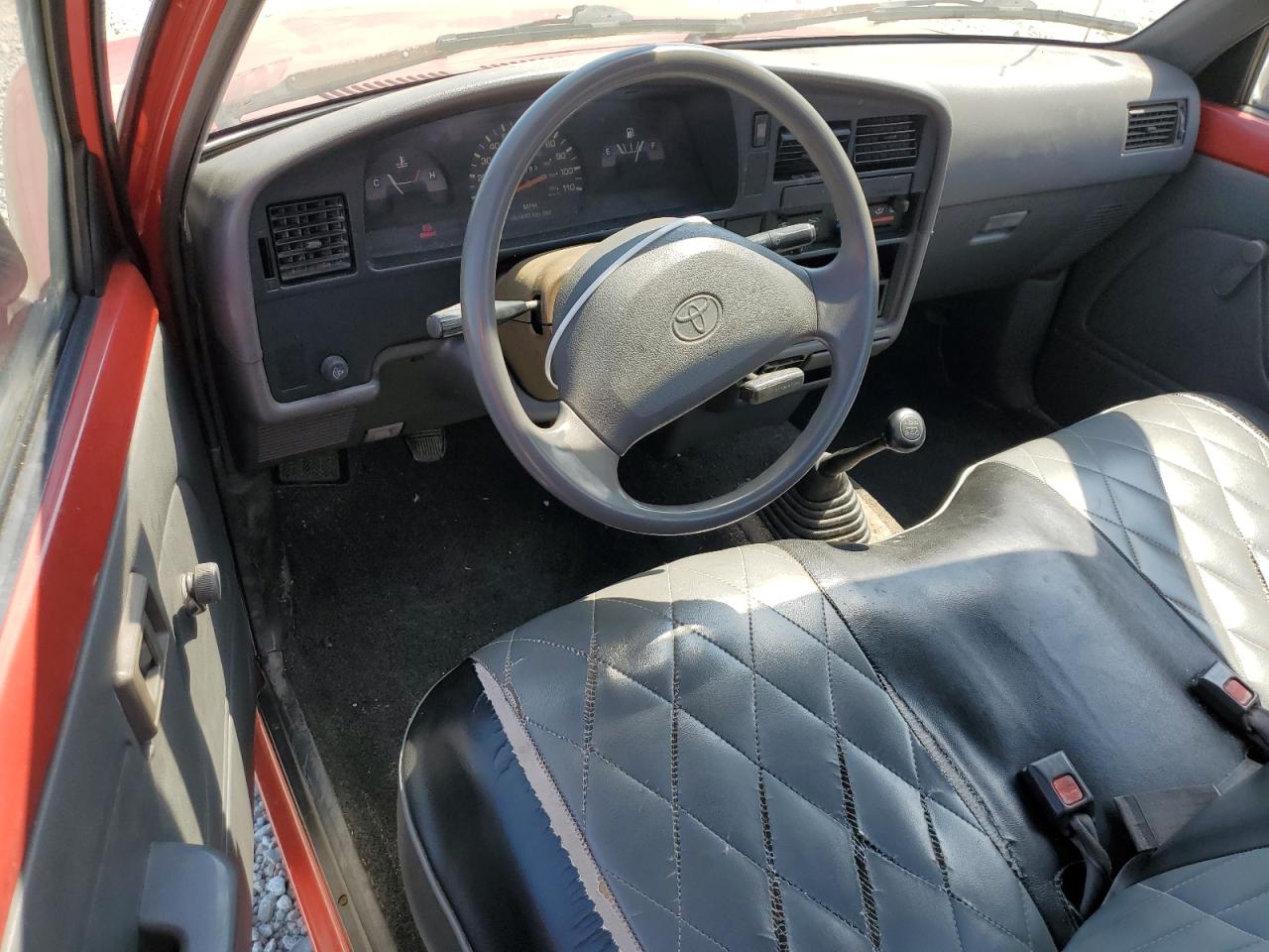 1992 Toyota Pickup 1/2 Ton Short Wheelbase VIN: JT4RN81A5N5146743 Lot: 59140735