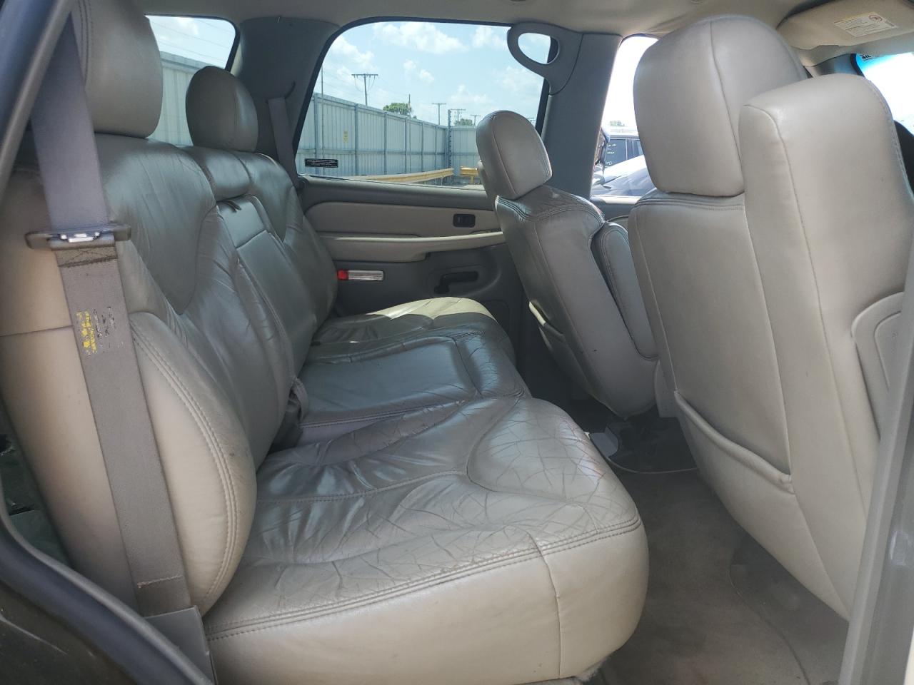 2001 GMC Yukon VIN: 1GKEK13T21R172446 Lot: 61852575
