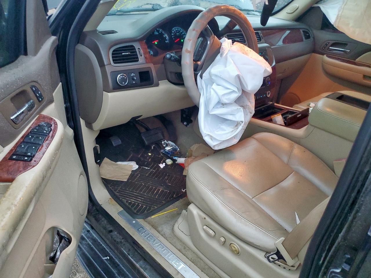 2009 Chevrolet Tahoe C1500 Ltz VIN: 1GNFC33029R148102 Lot: 53683725