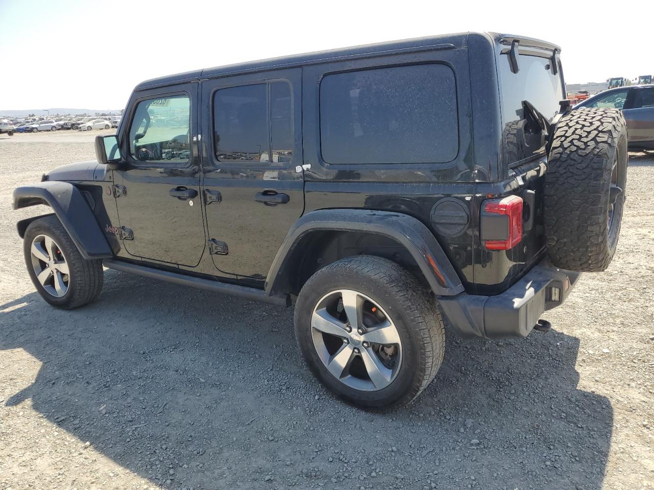 JEEP WRANGLER 2018 VIN 1C4HJXFG1JW125326 photo 2