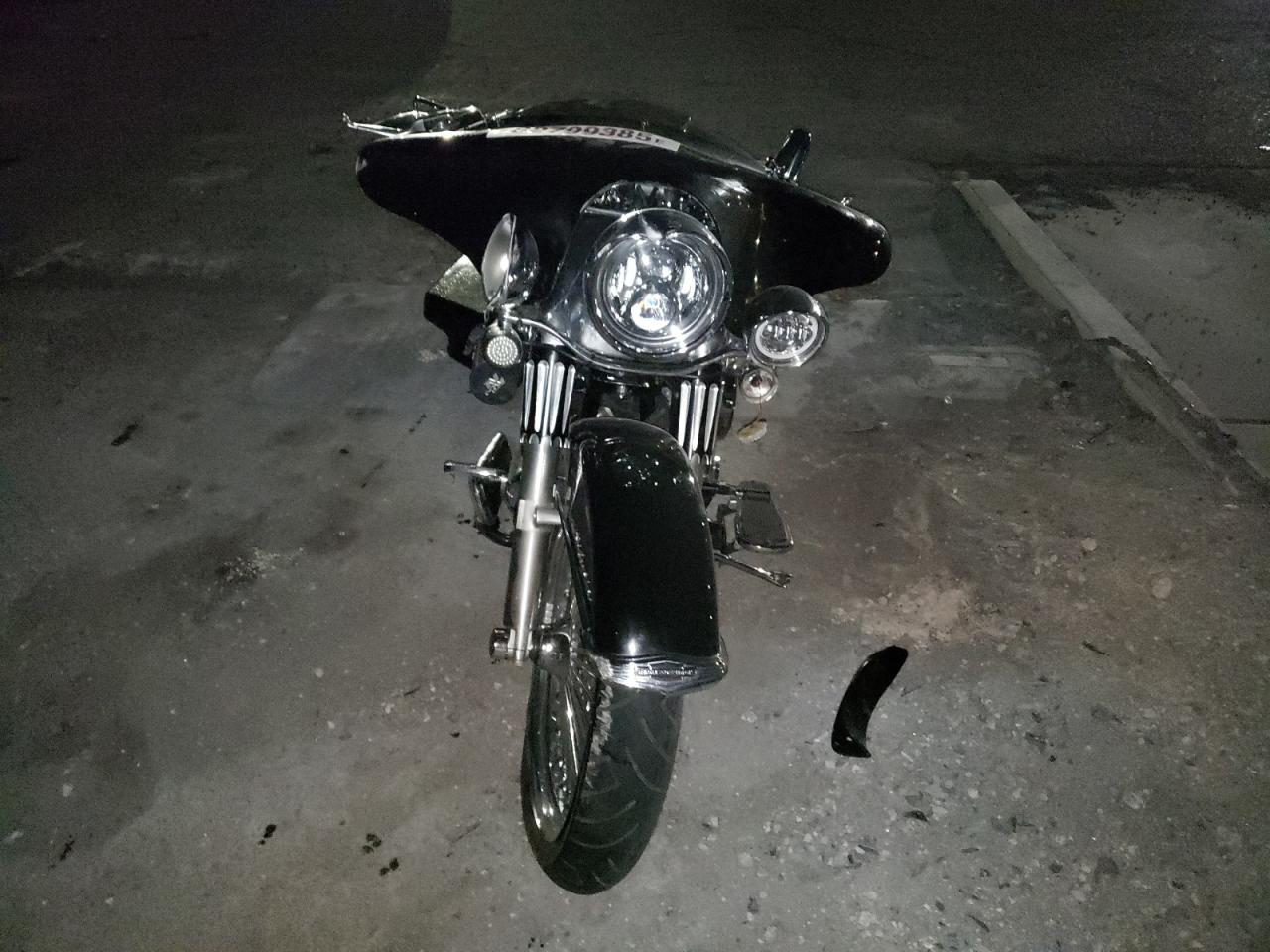 HARLEY-DAVIDSON FL 2013 VIN 052195 zdjęcie 2