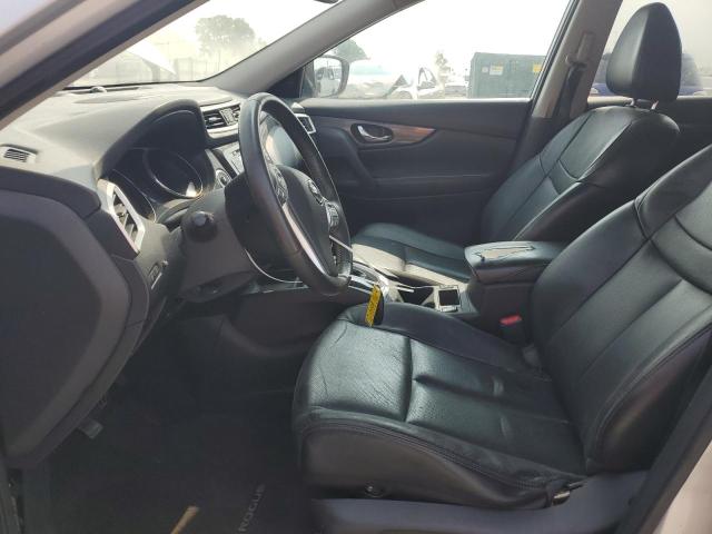  NISSAN ROGUE 2015 Сріблястий