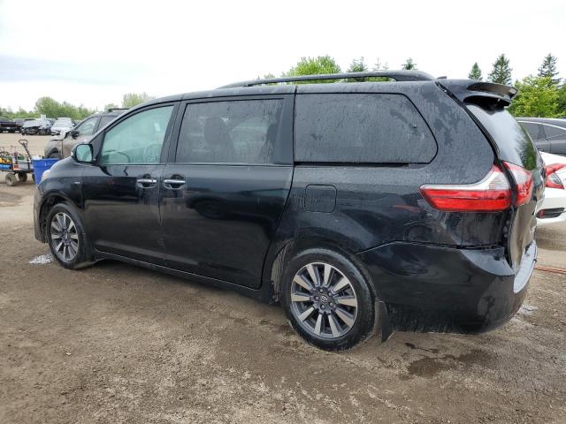 2020 TOYOTA SIENNA XLE  