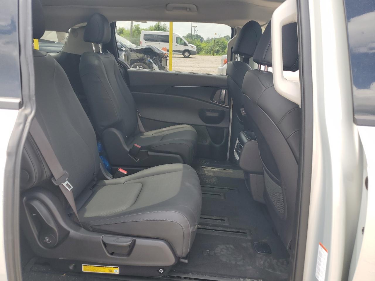 2025 Kia Carnival Sx VIN: KNDNE5KA0S6045157 Lot: 61156495