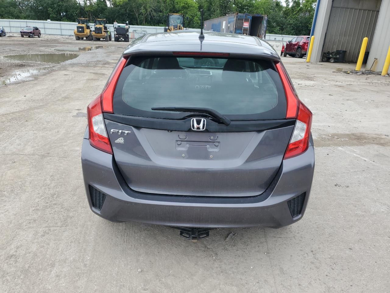 2015 Honda Fit Lx VIN: 3HGGK5G59FM747837 Lot: 61775235