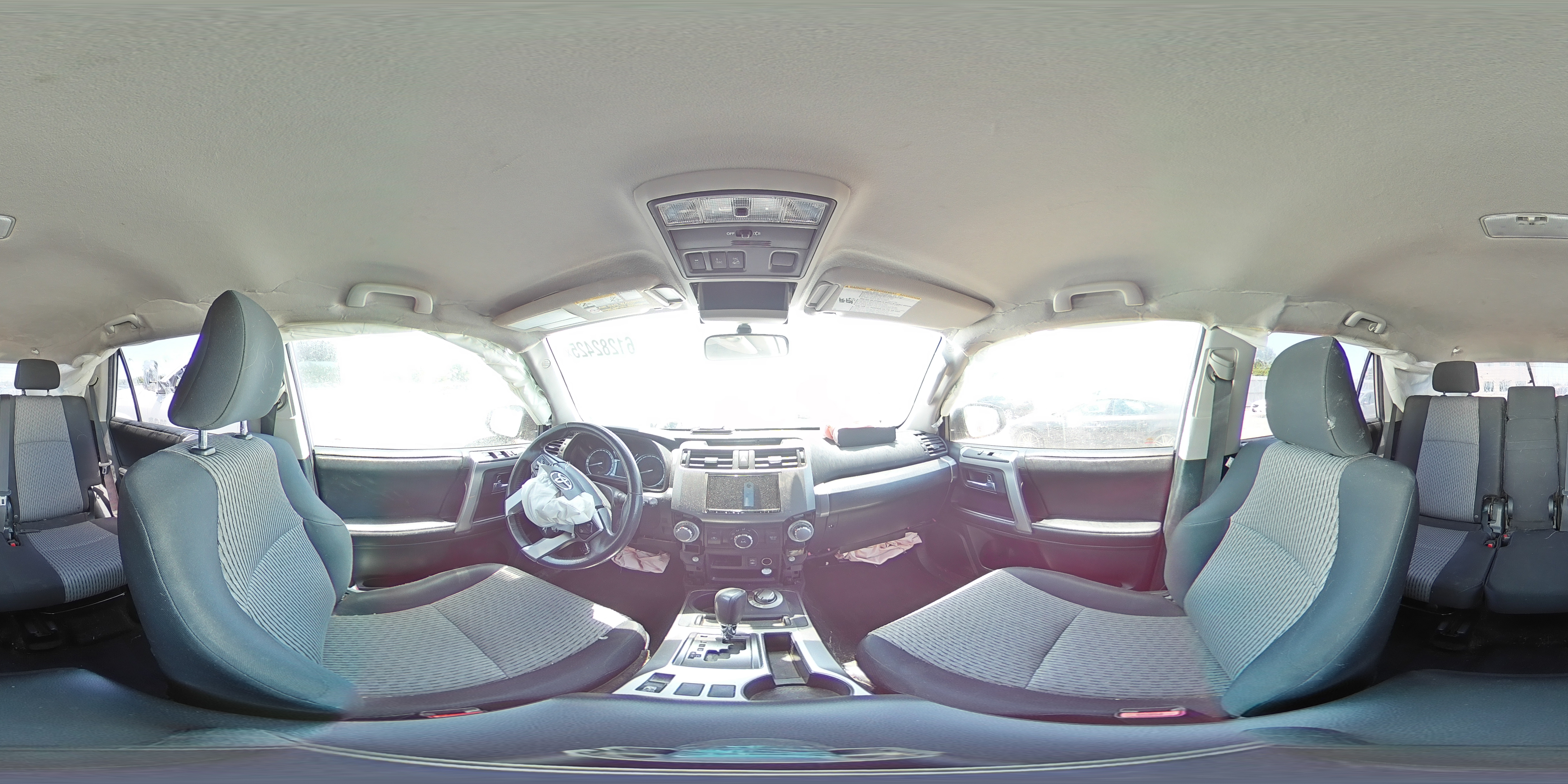 2015 Toyota 4Runner Sr5/Sr5 Premium VIN: JTEBU5JR9F5218761 Lot: 61282425