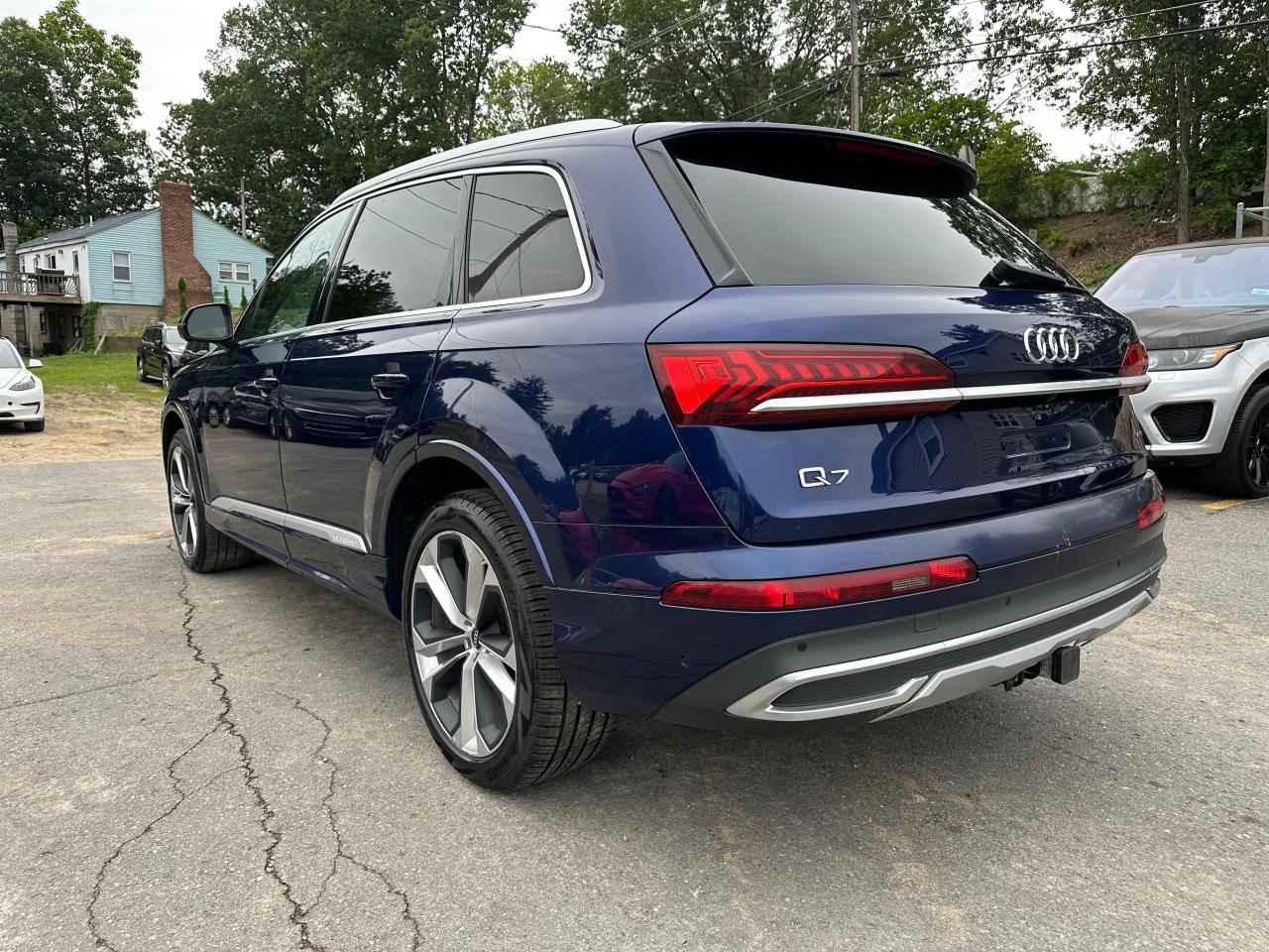 AUDI Q7 2021 VIN WA1LXAF7XMD013043 фото 2