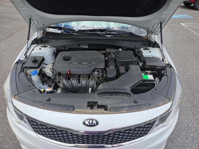 Sedans KIA OPTIMA 2016 White