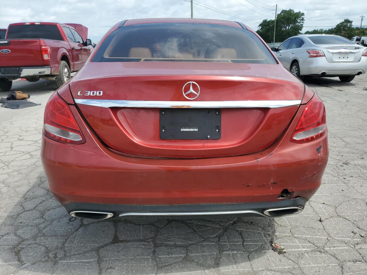 2016 Mercedes-Benz C 300 VIN: 55SWF4JB7GU123725 Lot: 61635105