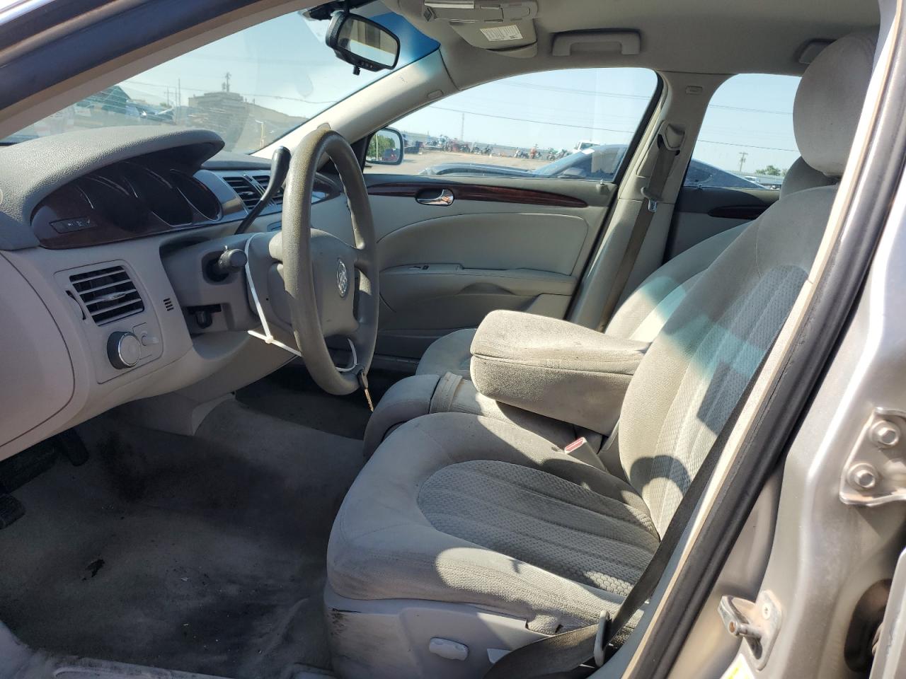 2007 Buick Lucerne Cx VIN: 1G4HP572X7U142647 Lot: 59178795