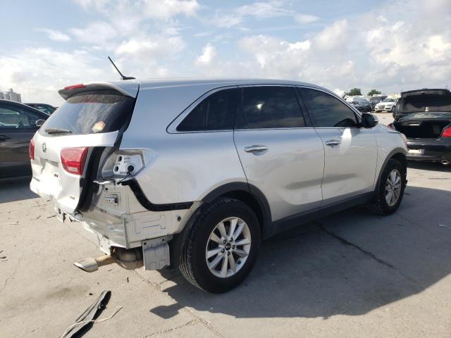  KIA SORENTO 2019 Srebrny