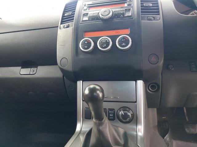 2010 NISSAN NAVARA ACE