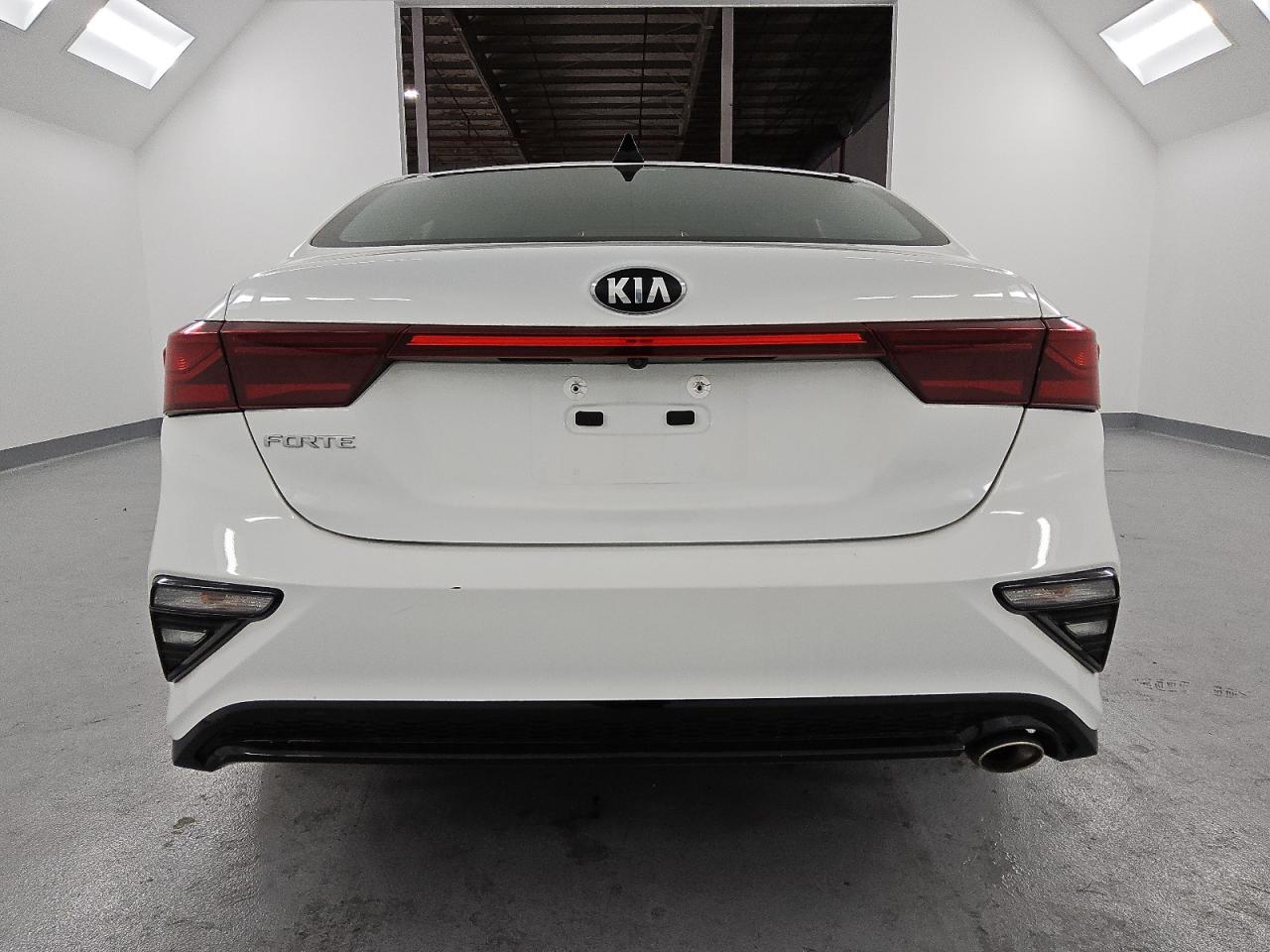 2021 Kia Forte Fe VIN: 3KPF24AD9ME365545 Lot: 61673965