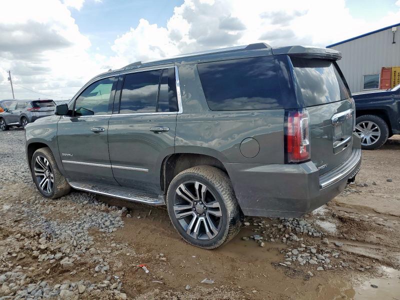  GMC YUKON 2018 Зеленый