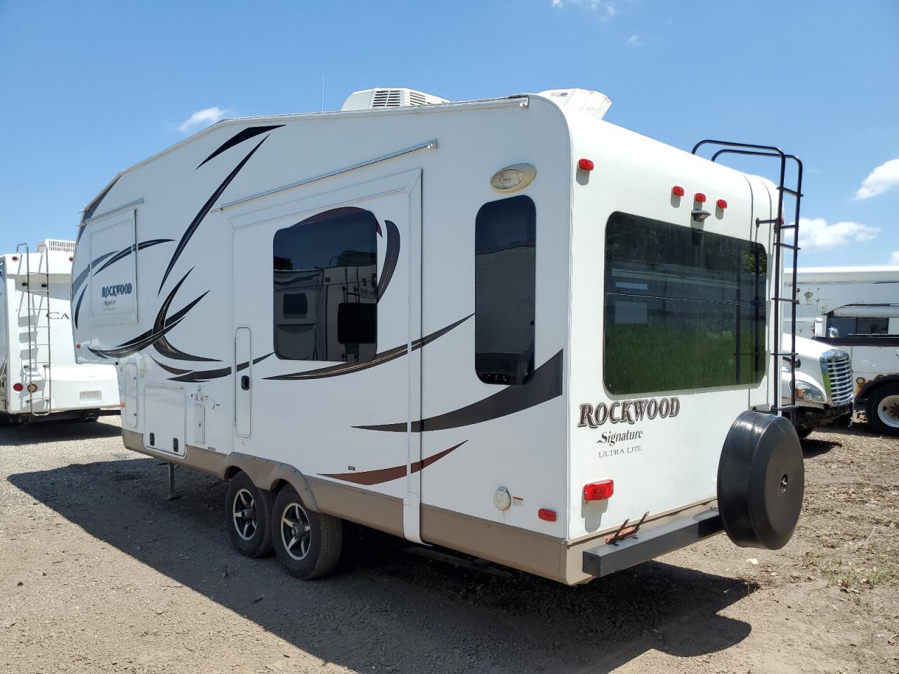 WILDWOOD ALL Models 2016 VIN 4X4FRLZ25G1869813 photo 3