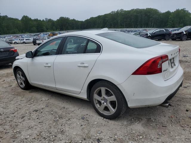  VOLVO S60 2013 White