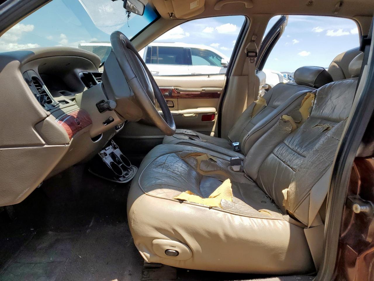2000 Mercury Grand Marquis Ls VIN: 2MEFM75WXYX710085 Lot: 62840065