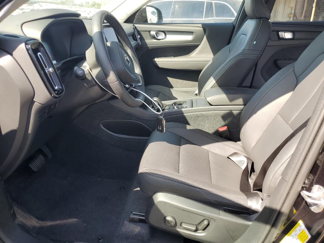 2024 Volvo Xc40 Core VIN: YV4L12UK6R2360261 Lot: 61597165
