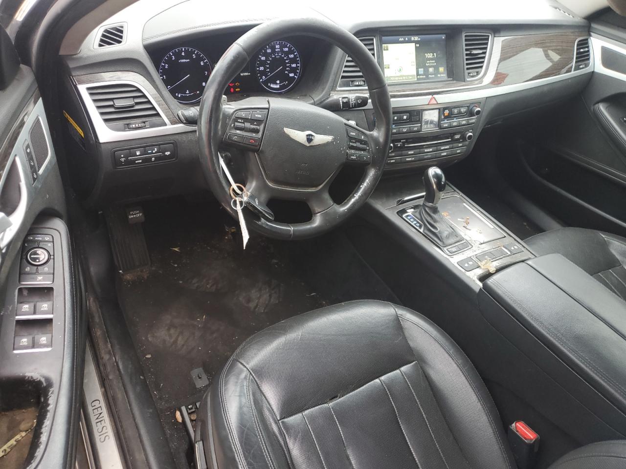2015 Hyundai Genesis 3.8L VIN: KMHGN4JE6FU070357 Lot: 59598205