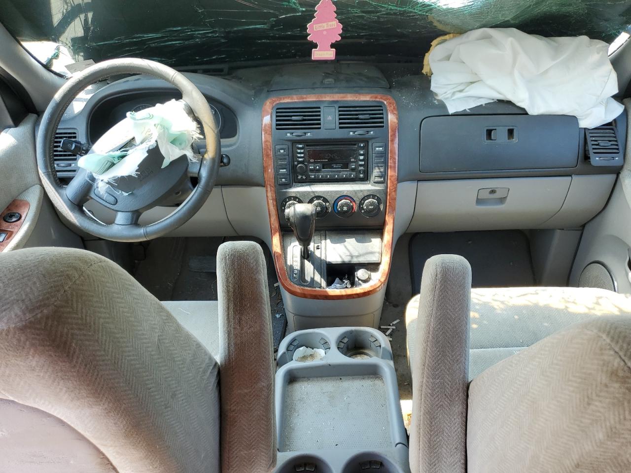 2004 Kia Sedona Ex VIN: KNDUP131446538694 Lot: 62112635