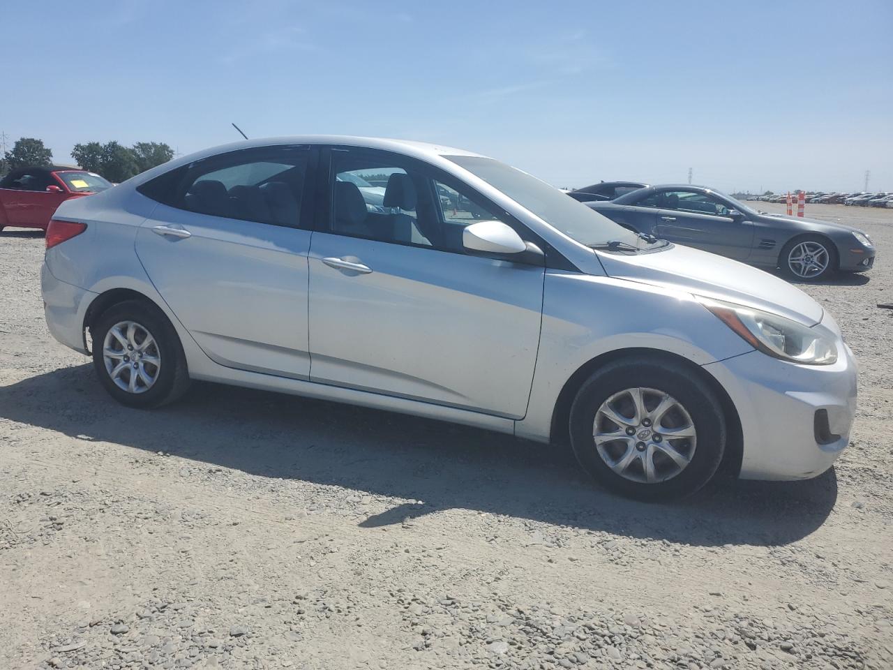 HYUNDAI ACCENT 2013 VIN KMHCT4AE2DU445193 zdjęcie 4