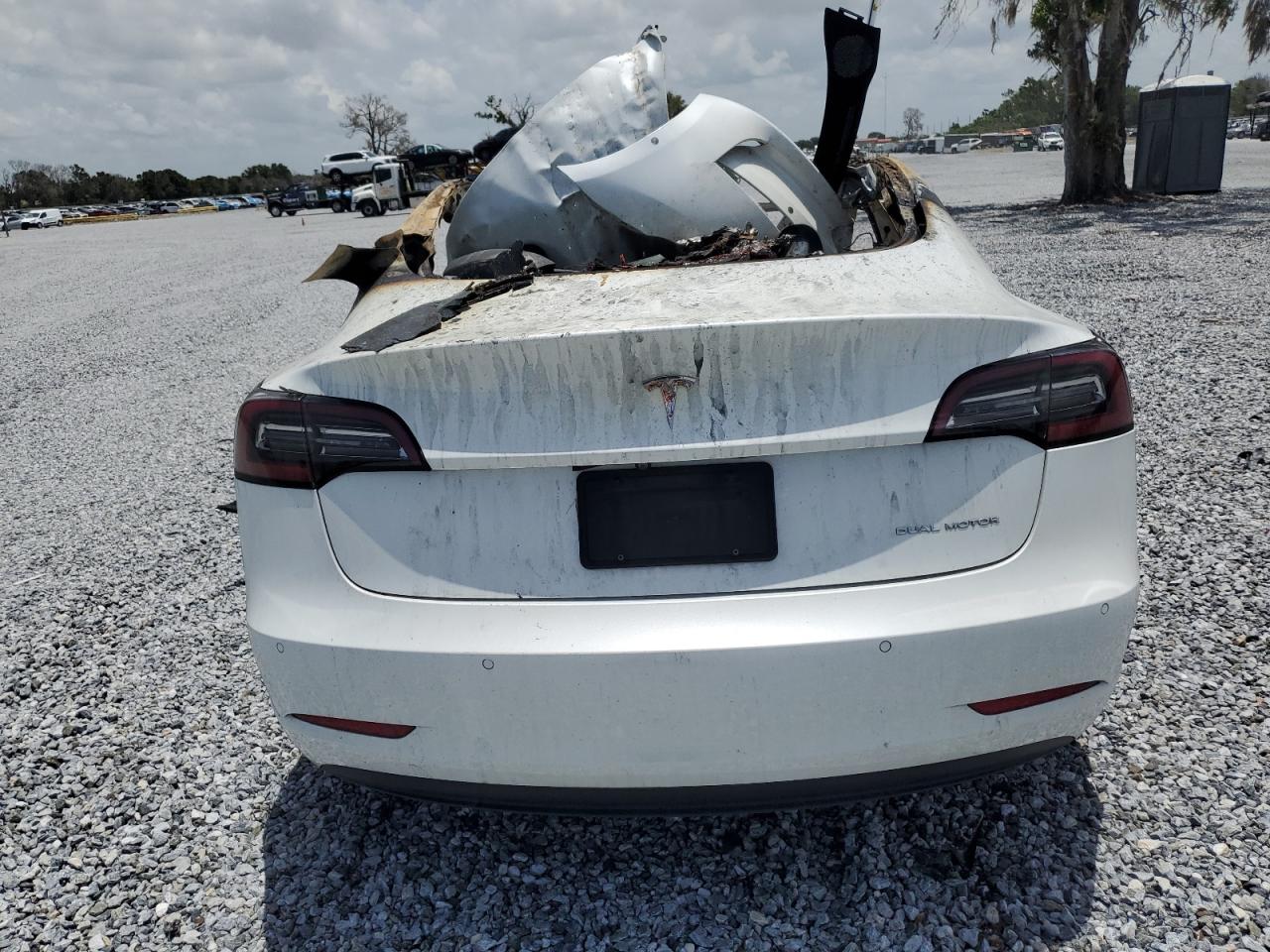 2020 Tesla Model 3 VIN: 5YJ3E1EBXLF638521 Lot: 60144585