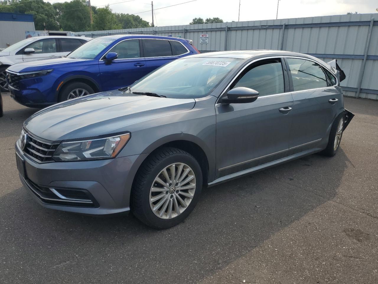 2017 Volkswagen Passat Se продається в Ham Lake, MN - Rear End