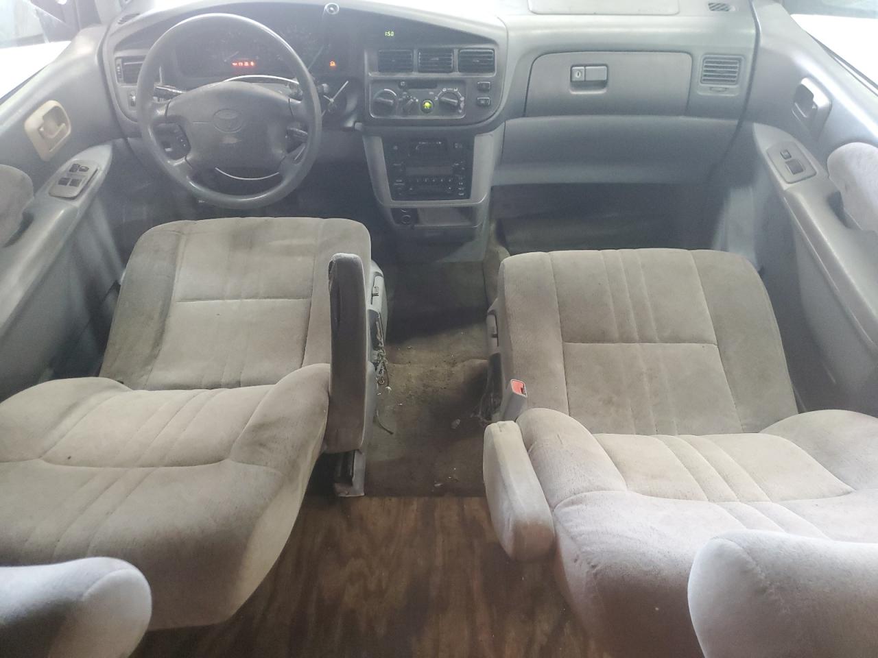 2000 Toyota Sienna Le VIN: 4T3ZF13C0YU291219 Lot: 62266815