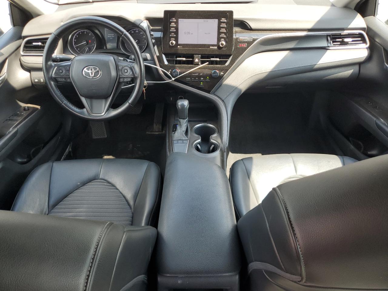TOYOTA CAMRY 2022 VIN 4T1G11AKXNU632422 фото 8