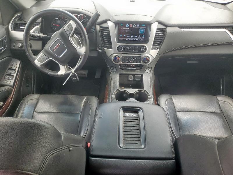 Паркетники GMC YUKON 2017 Білий